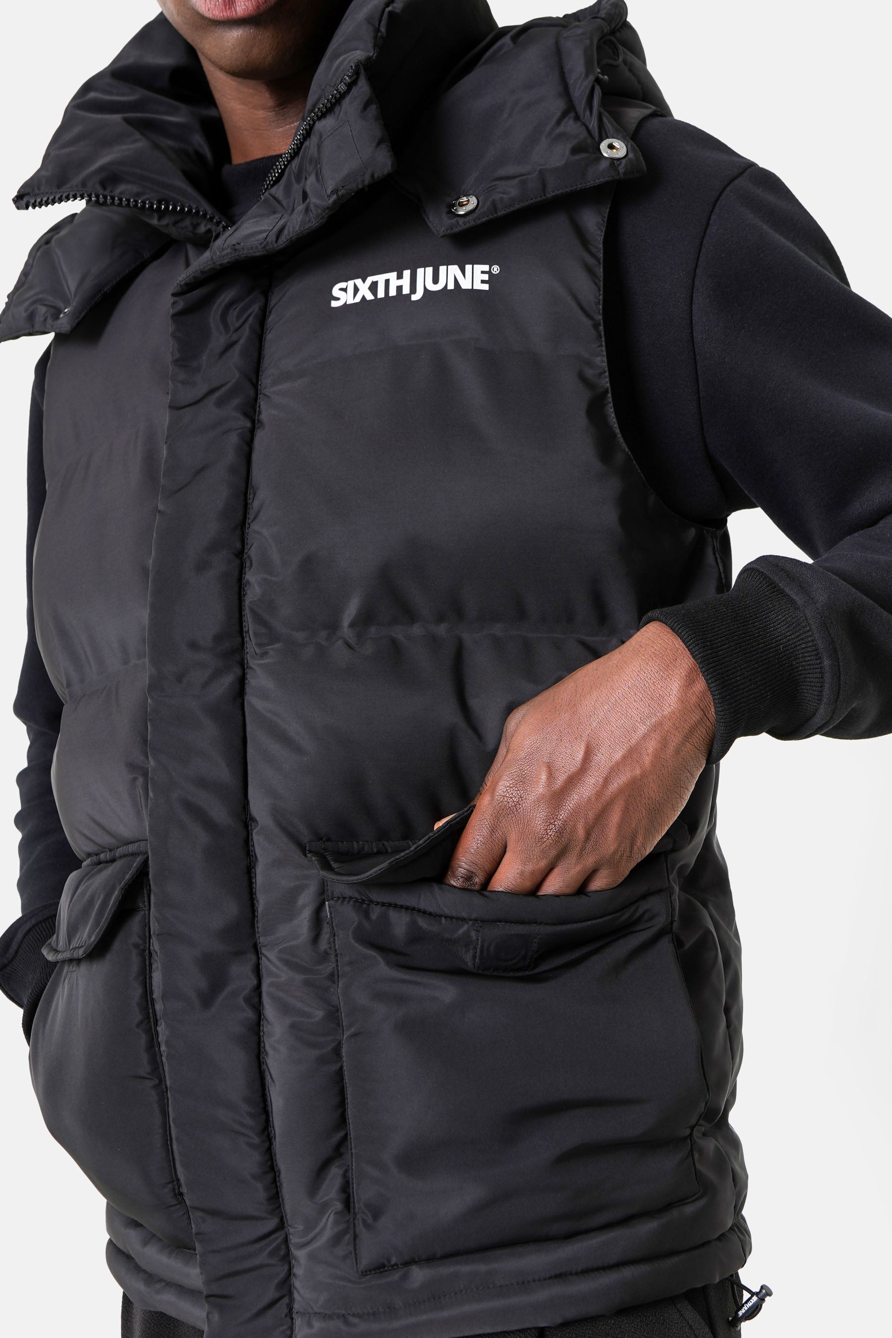 Sleeveless hood down jacket Black