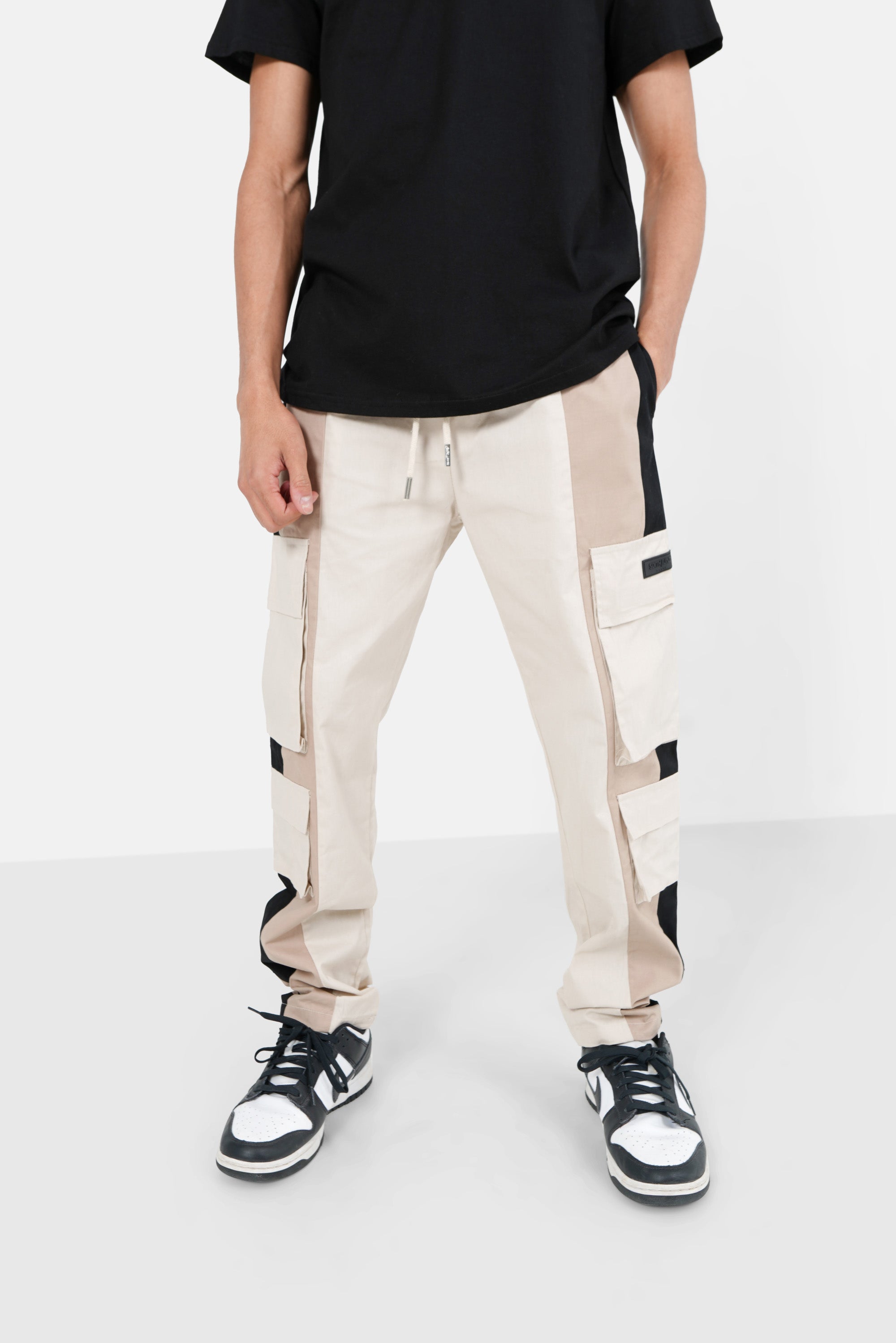 Bicolored cargo pants Beige