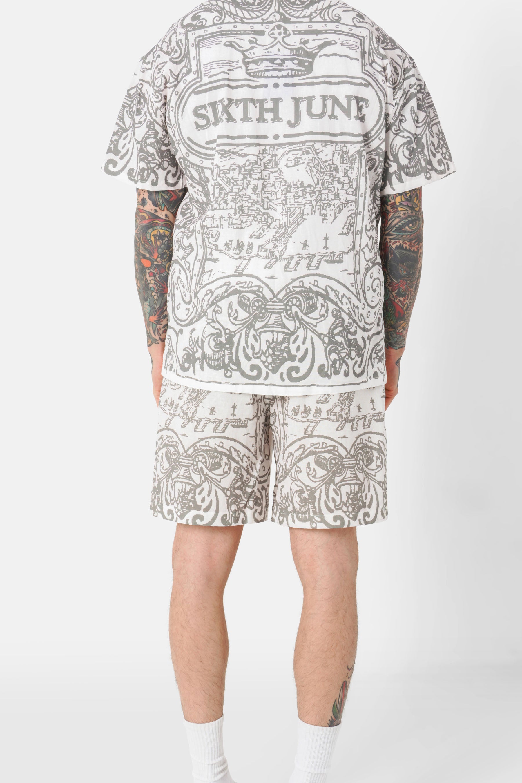 Printed summer azulejos shorts White