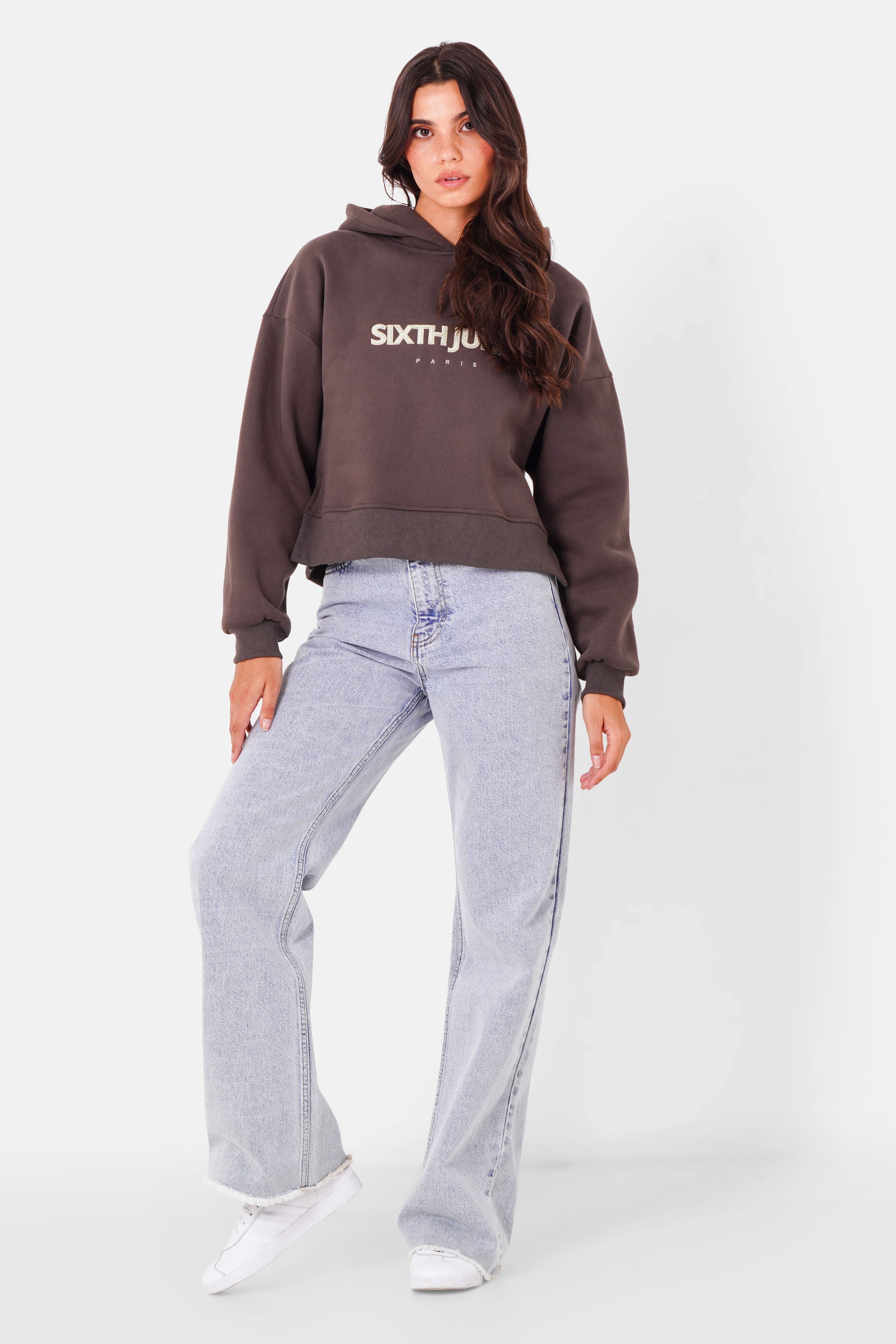 Sweatshirt court logo brodé Marron