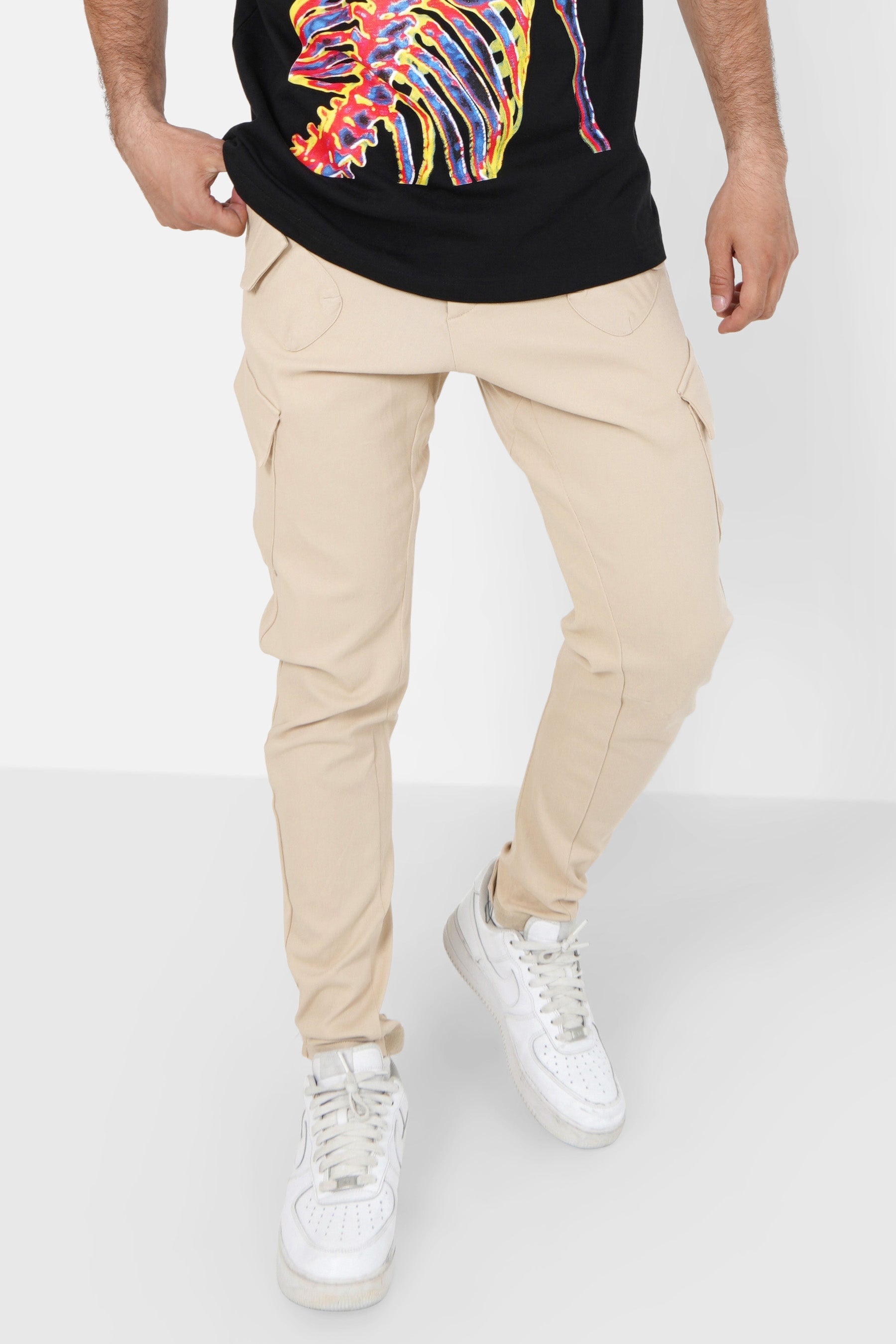 Front pockets cargo pants Beige